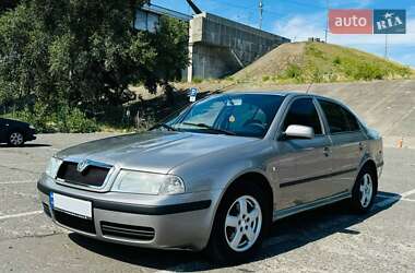 Лифтбек Skoda Octavia 2006 в Киеве