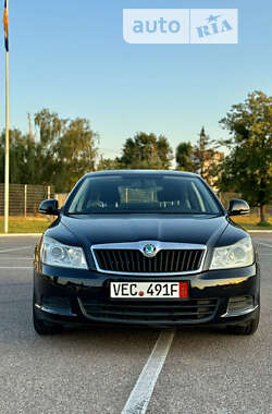 Лифтбек Skoda Octavia 2010 в Житомире