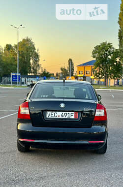 Лифтбек Skoda Octavia 2010 в Житомире