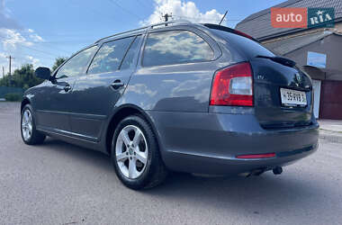Универсал Skoda Octavia 2011 в 