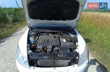 Ліфтбек Skoda Octavia 2011 в 