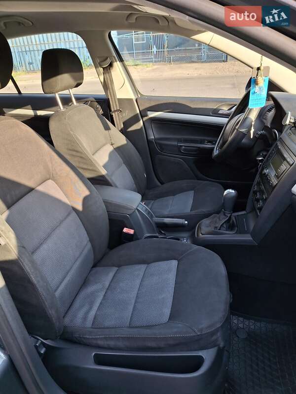 Лифтбек Skoda Octavia 2008 в Львове