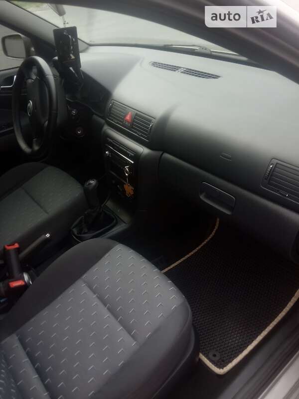 Лифтбек Skoda Octavia 2007 в Староконстантинове