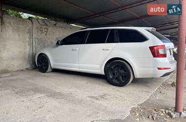 Универсал Skoda Octavia 2013 в 