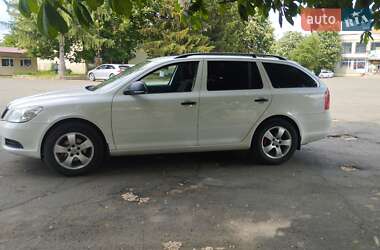 Универсал Skoda Octavia 2009 в 