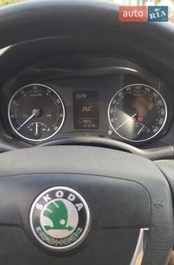 Универсал Skoda Octavia 2009 в 