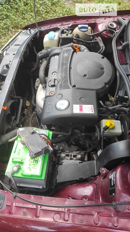 Ліфтбек Skoda Octavia 1998 в Ірпені