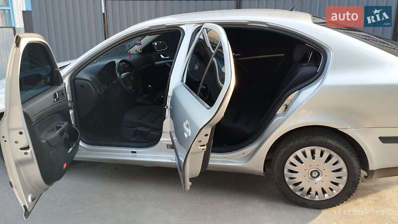Ліфтбек Skoda Octavia 2005 в Могилів-Подільському