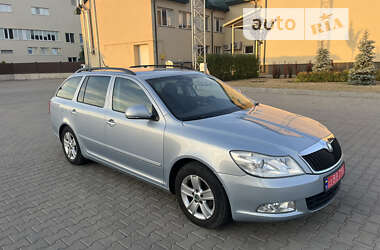 Універсал Skoda Octavia 2010 в Луцьку