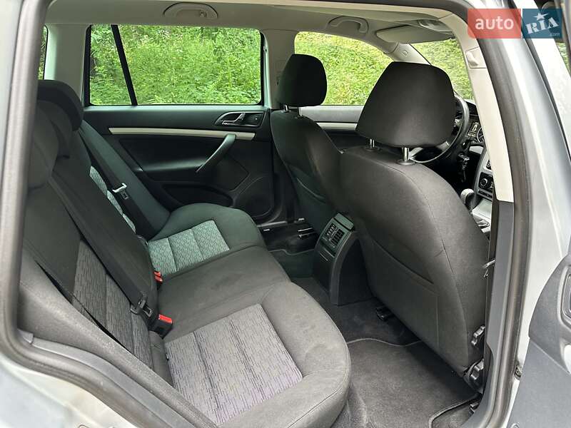 Універсал Skoda Octavia 2010 в Бродах