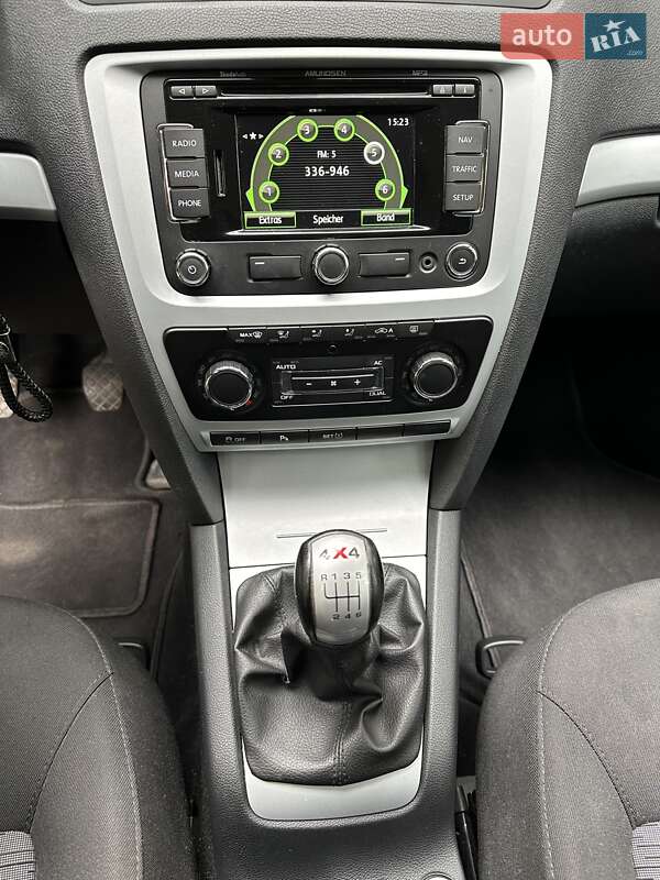 Універсал Skoda Octavia 2010 в Бродах