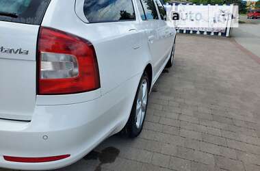 Универсал Skoda Octavia 2012 в 