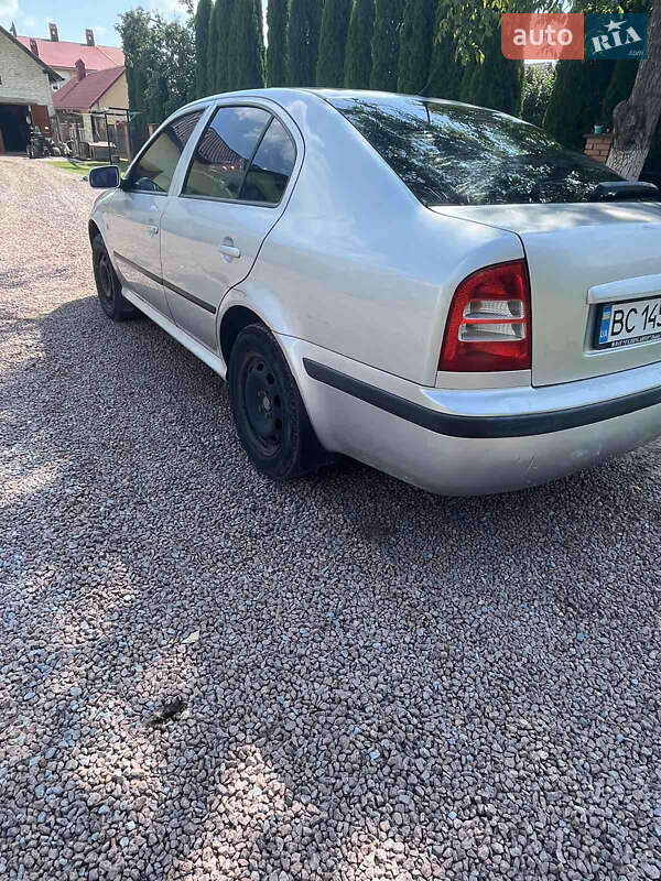 Лифтбек Skoda Octavia 2006 в Львове