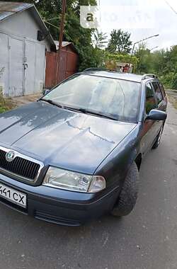 Универсал Skoda Octavia 2004 в Каменец-Подольском