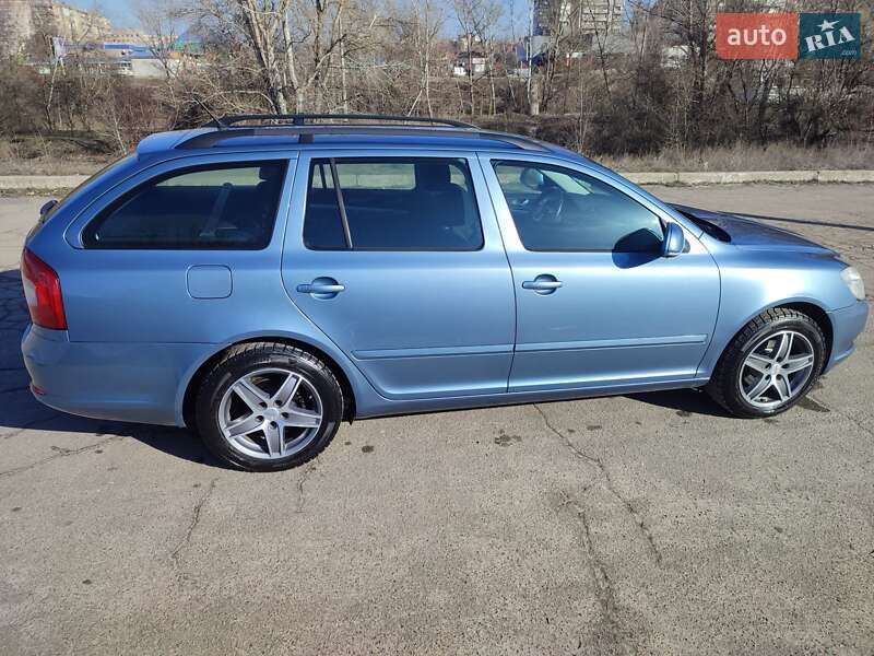 Універсал Skoda Octavia 2008 в Кам'янському