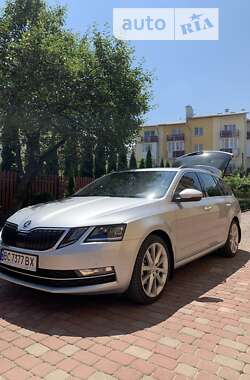 Универсал Skoda Octavia 2017 в Самборе