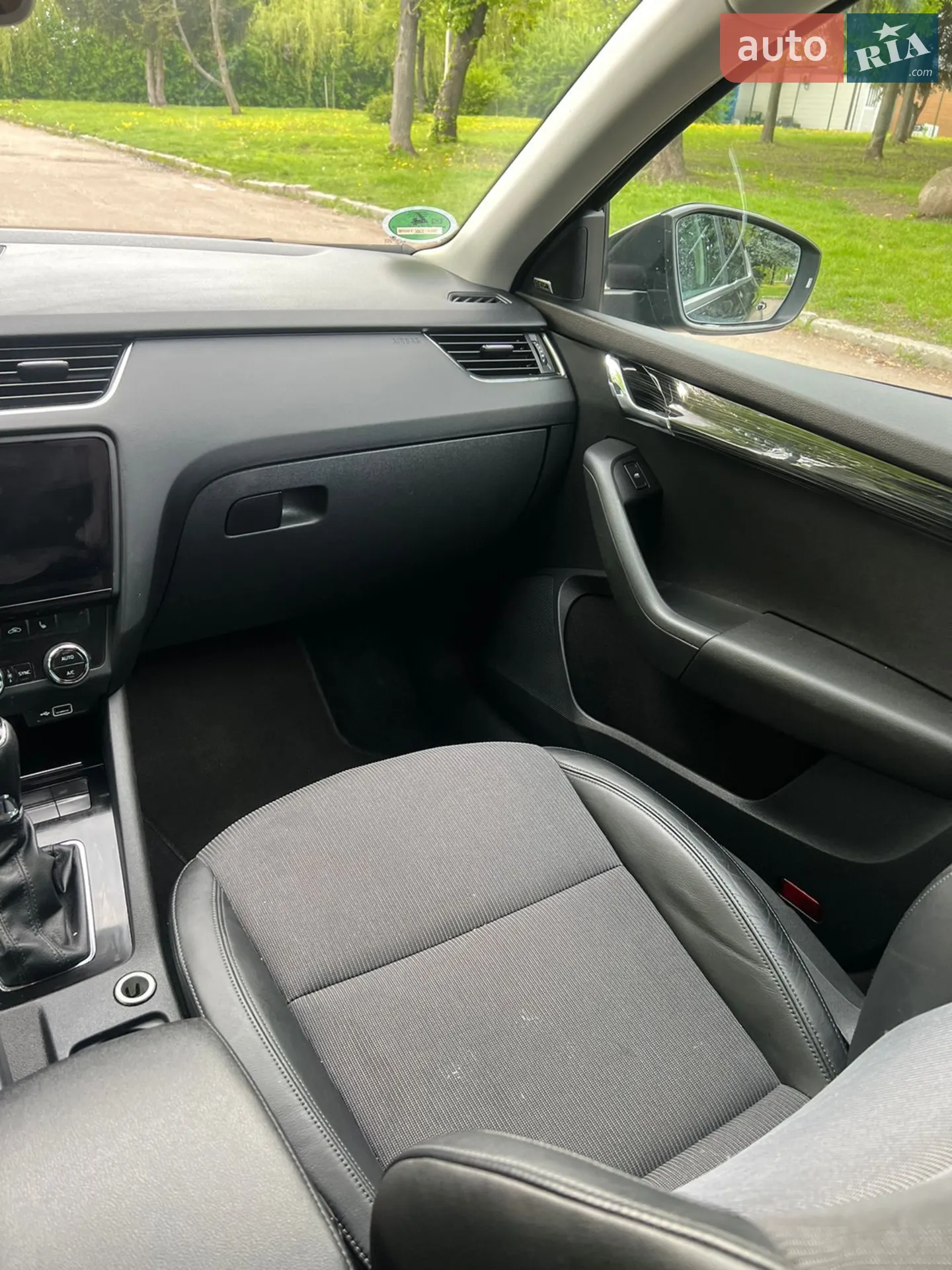 2019 Skoda Octavia - мініатюра 10