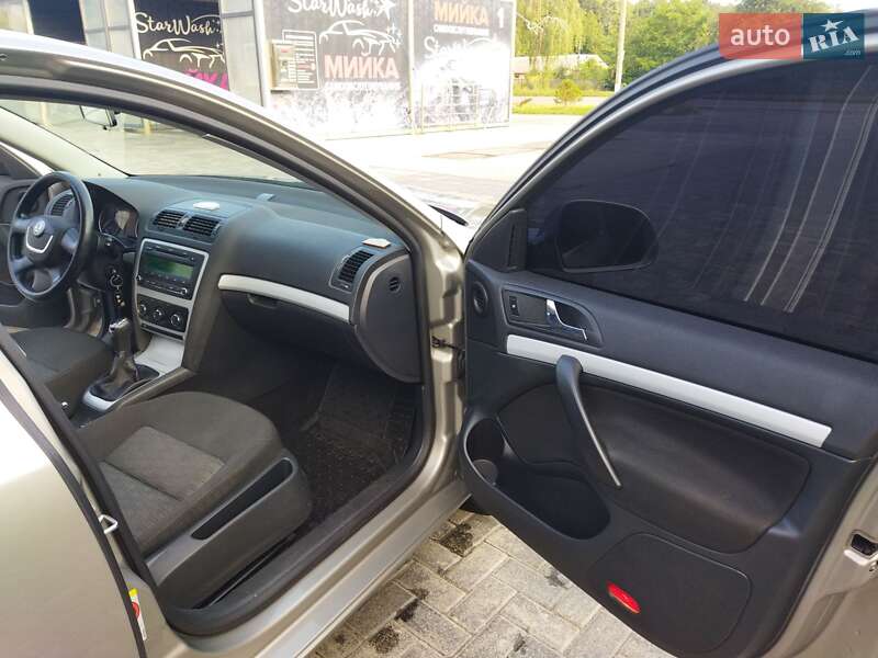 Лифтбек Skoda Octavia 2011 в Виннице