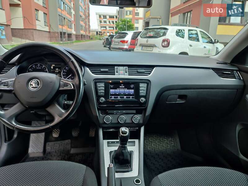 Лифтбек Skoda Octavia 2014 в Тернополе