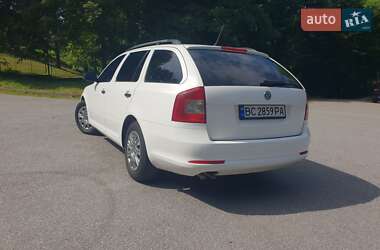 Универсал Skoda Octavia 2010 в 