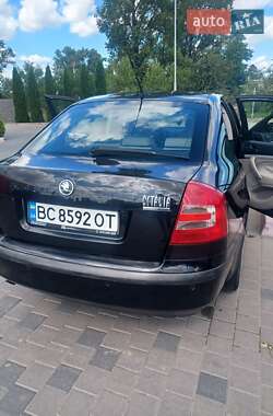 Лифтбек Skoda Octavia 2005 в Самборе