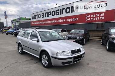 Универсал Skoda Octavia 2004 в Запорожье