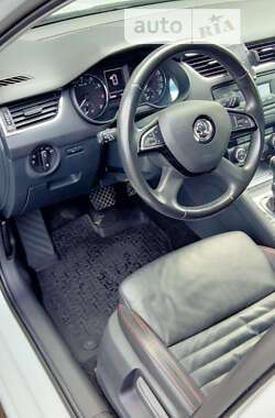 Лифтбек Skoda Octavia 2014 в 