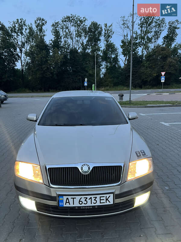 Ліфтбек Skoda Octavia 2005 в Івано-Франківську