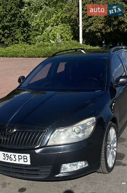 Универсал Skoda Octavia 2011 в 