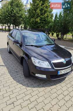 Универсал Skoda Octavia 2012 в Стрые