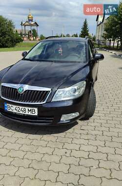 Универсал Skoda Octavia 2012 в Стрые