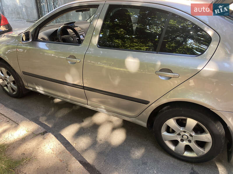 Ліфтбек Skoda Octavia 2008 в Києві фото 3 Ліфтбек Skoda Octavia 2008 в Києві