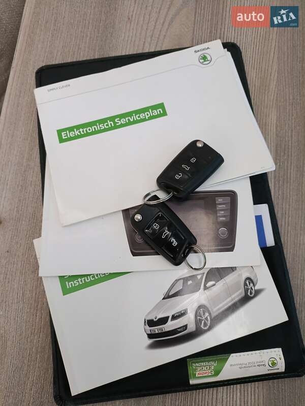 Універсал Skoda Octavia 2013 в Харкові