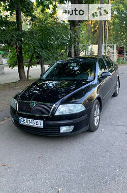 Ліфтбек Skoda Octavia 2006 в Чернівцях