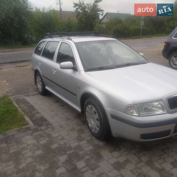 Универсал Skoda Octavia 2008 в Шумске