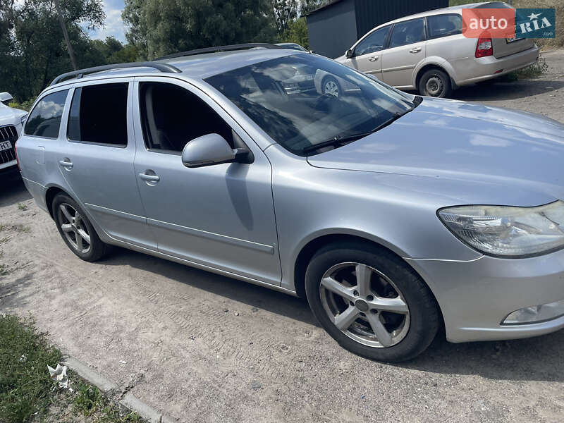Универсал Skoda Octavia 2009 в Киеве фото 7 Универсал Skoda Octavia 2009 в Киеве