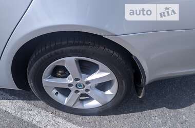 Универсал Skoda Octavia 2011 в 