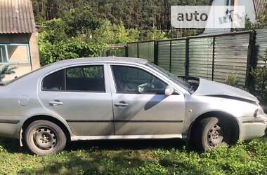 Лифтбек Skoda Octavia 2004 в Теофиполе