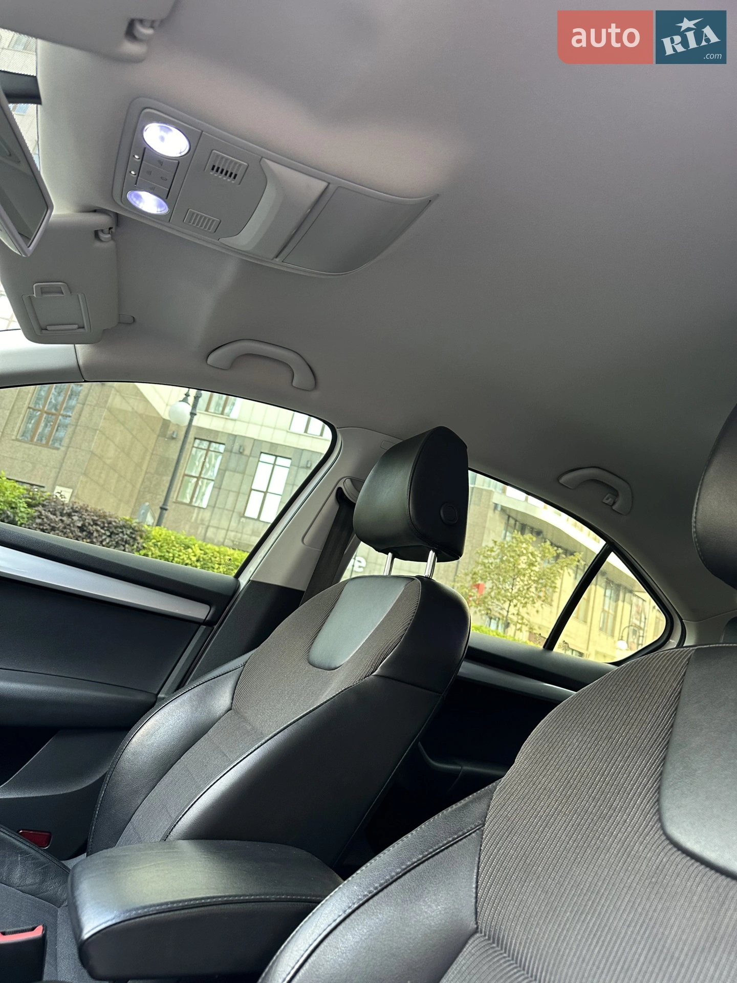2013 Skoda Octavia - мініатюра 13