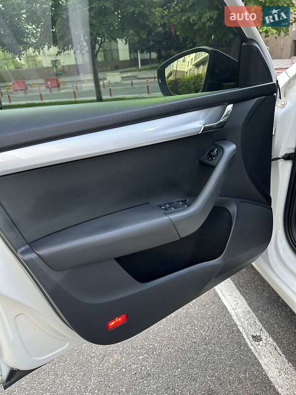 Ліфтбек Skoda Octavia 2013 в Києві