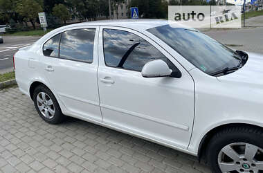 Ліфтбек Skoda Octavia 2012 в Івано-Франківську