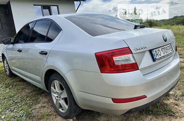 Лифтбек Skoda Octavia 2016 в Ужгороде