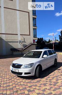 Універсал Skoda Octavia 2012 в Умані