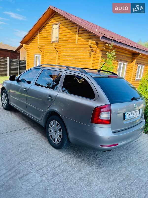 Універсал Skoda Octavia 2011 в Новгород-Сіверському