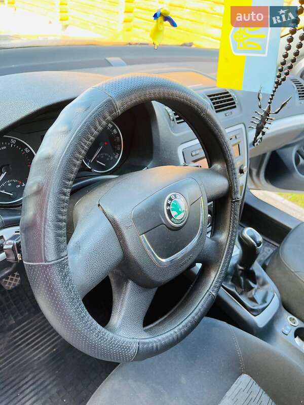 Універсал Skoda Octavia 2011 в Новгород-Сіверському