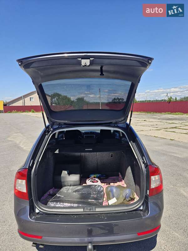 Універсал Skoda Octavia 2011 в Житомирі