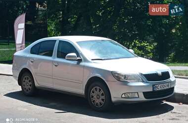 Лифтбек Skoda Octavia 2011 в Жовкве