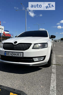 Лифтбек Skoda Octavia 2013 в Днепре