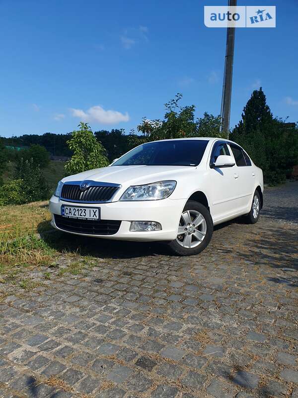 Skoda Octavia 2011 Skoda Octavia 2011