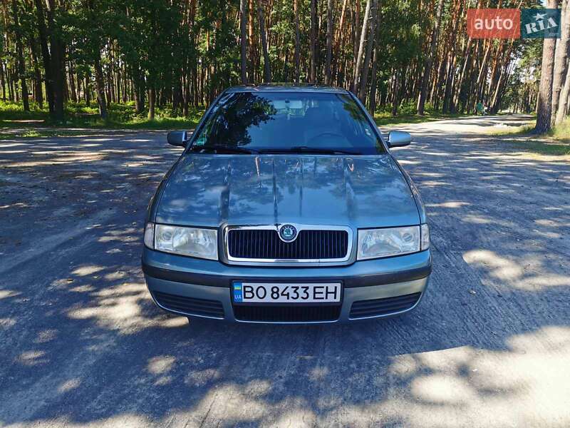 Универсал Skoda Octavia 2002 в Дубно